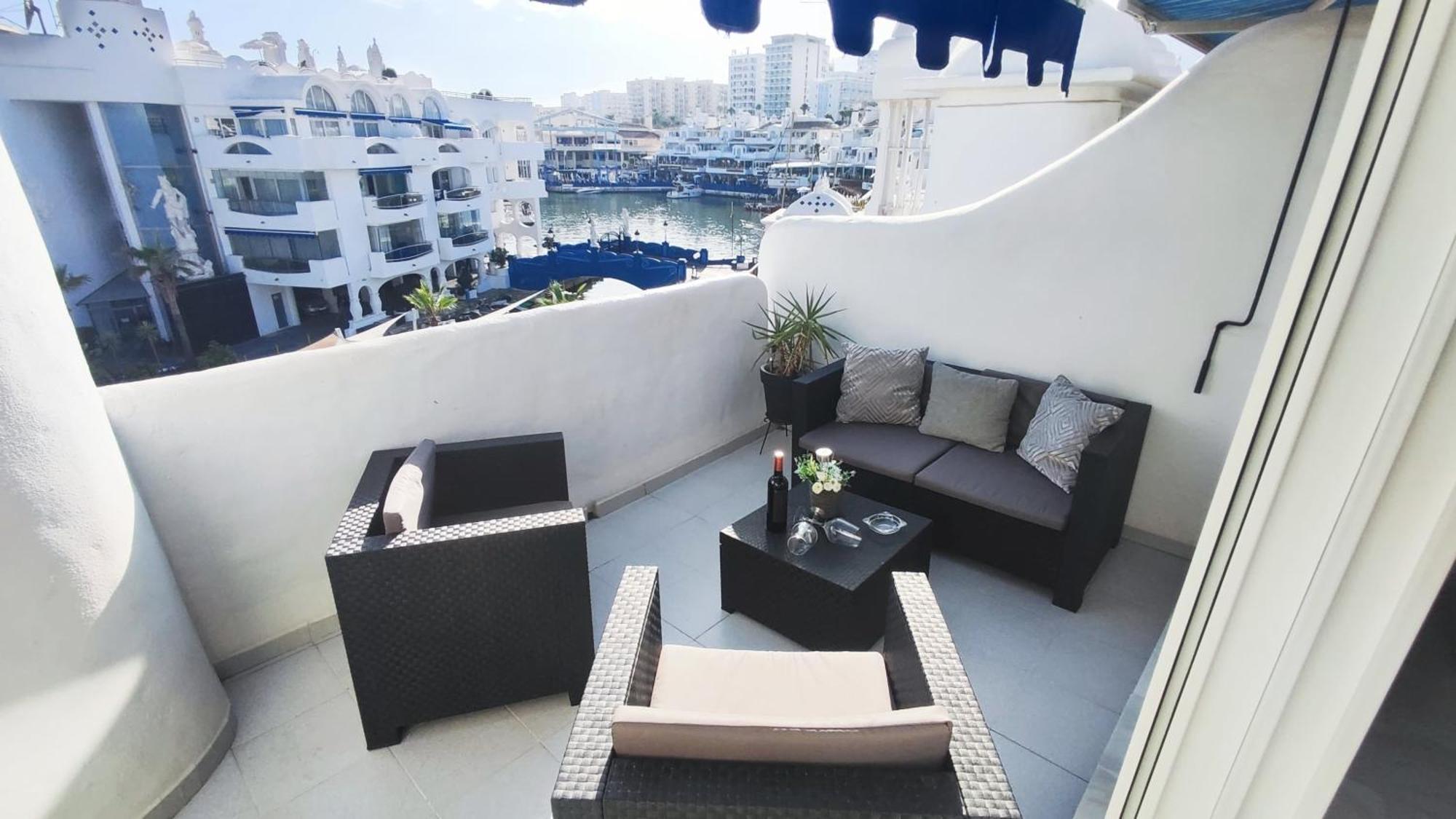 Apartment In Puerto Marina With Beautiful Views Of The Sea And The Boats Benalmádena Exteriör bild